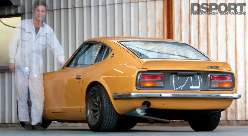 Tomitaku appearing with his iconic Datsun 240Z