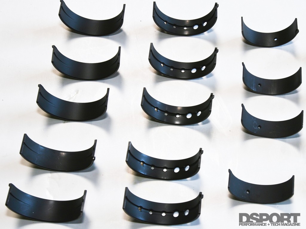 Sets of engine bearings