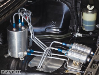 Oil system in the Endless Drag R32