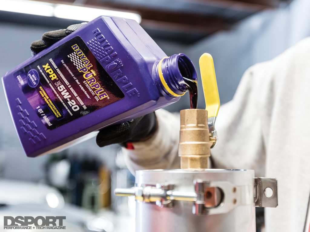 Break in oil for lubrication