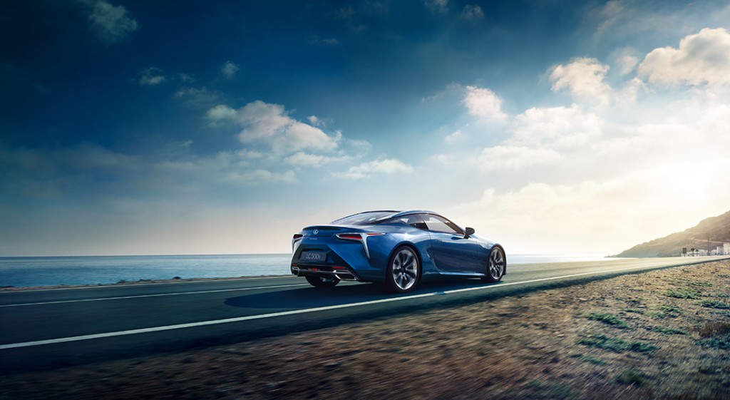 WEB-Lexus500h-002-RearDriving